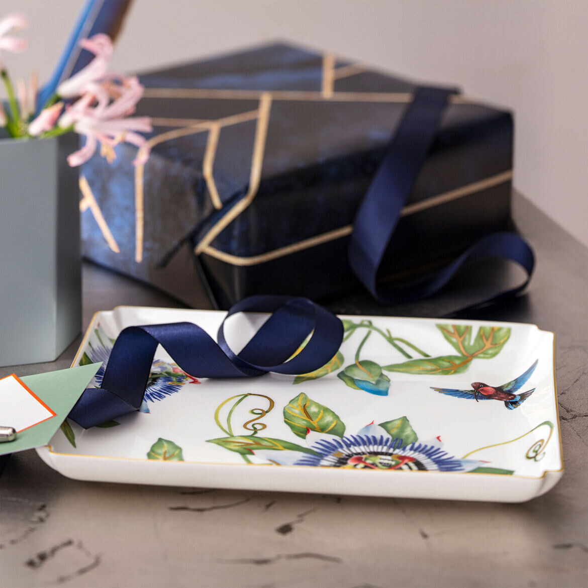 Villeroy &amp; Boch Amazonia Gifts large decorative bowl 28 x 21 cm
