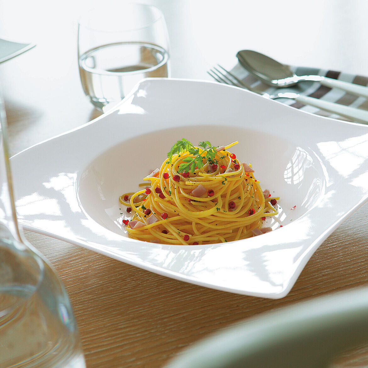 Villeroy &amp; Boch NewWave pasta plate