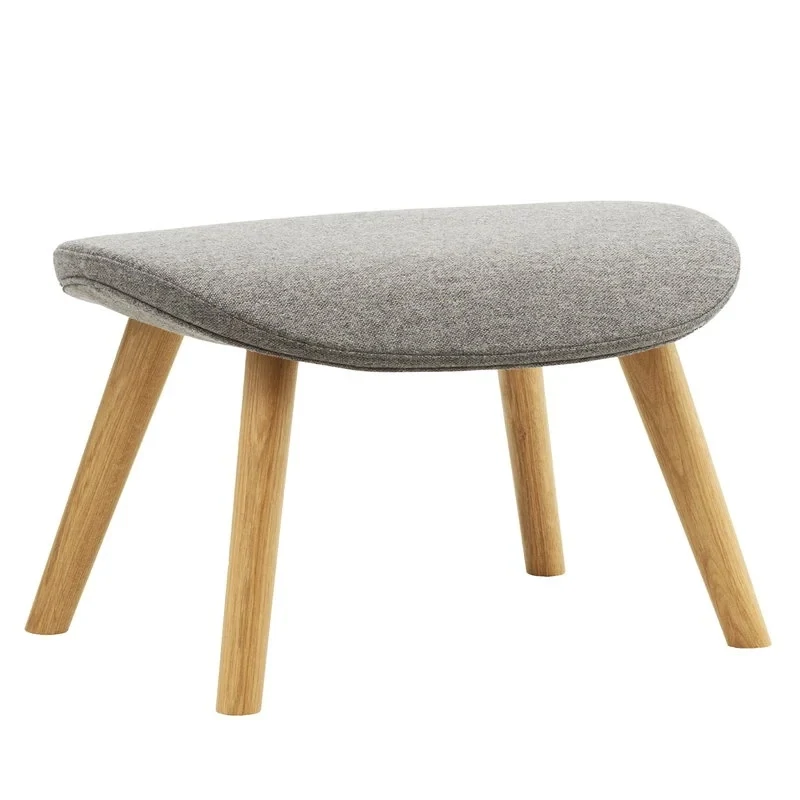 Normann Copenhagen Hyg footstool  oak - Main Line Flax MLF26