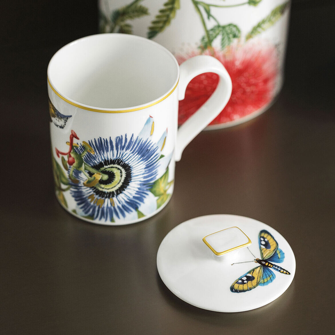Villeroy &amp; Boch Amazonia Gifts Mug with lid 11 5x8 5x11cm
