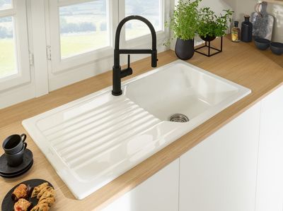 Villeroy &amp; Boch Steel Expert Compact Window Kitchen tap, Matt Black