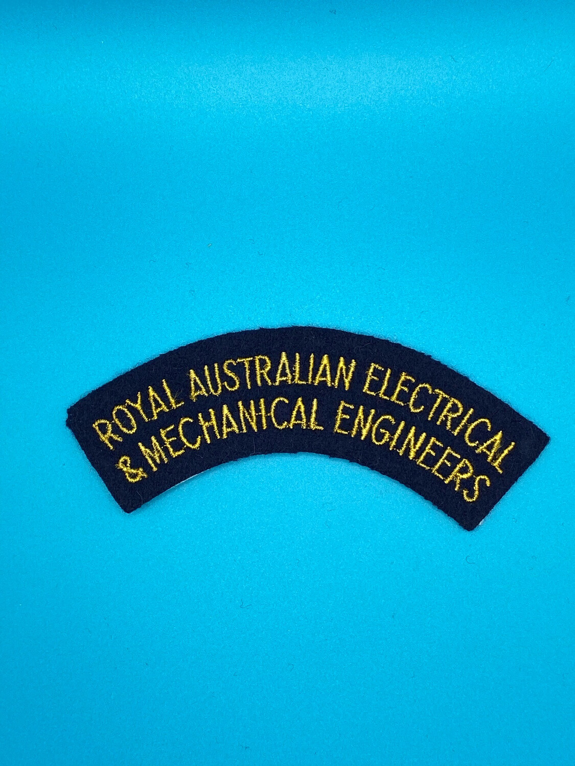Royal Australian Electrical &amp; Mechanical Engineers - RAEME - Shoulder Title