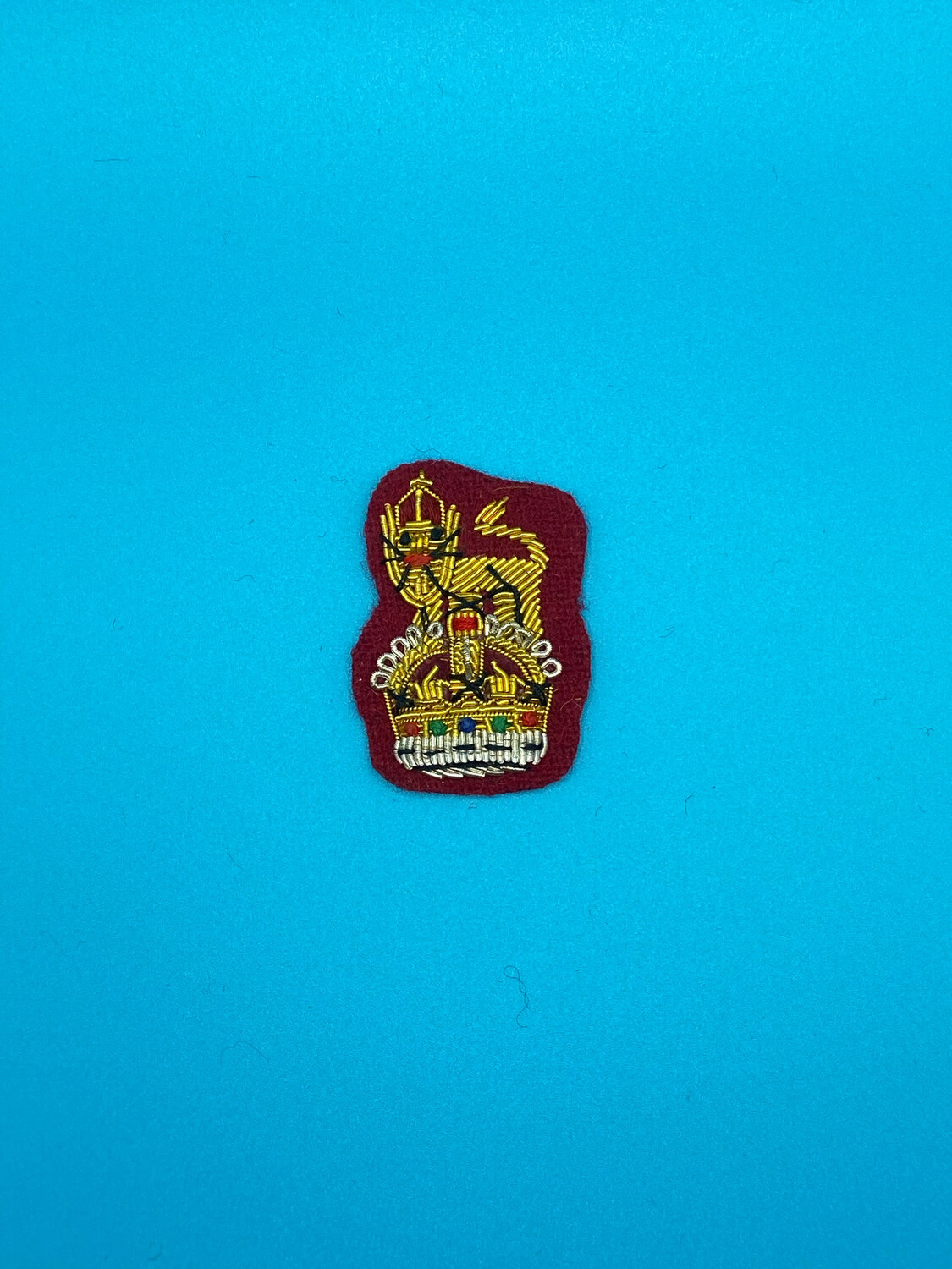 CIIIR King Charles III - General Staff Officer Cap Badge Colonel Brigadier Maroon