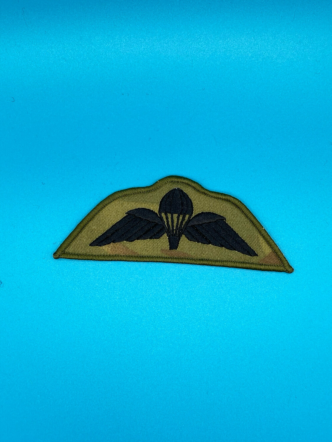 Black Parachute Wings on MTP - MTP Para Wings