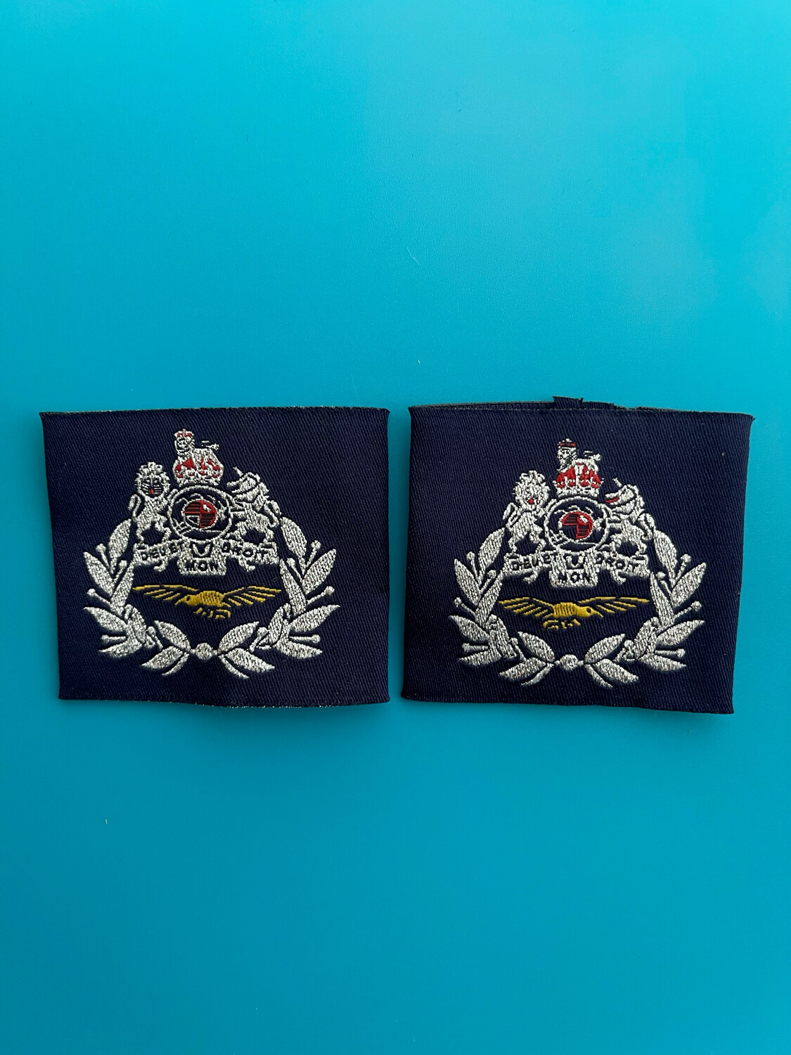 RAF Royal Air Force Master Aircrew (MAcr) Rank Slides (Pair) CIIIR C3R