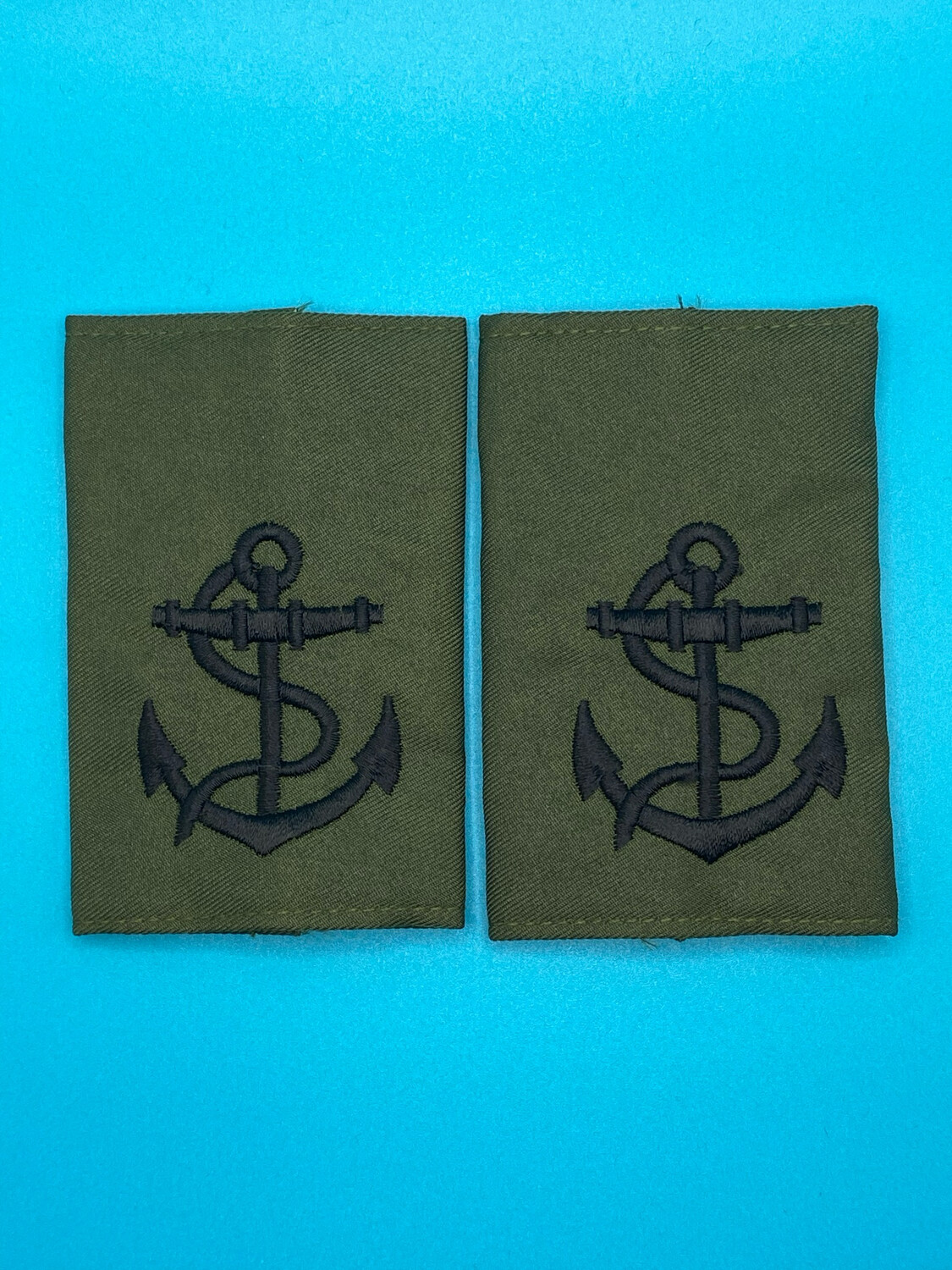 Pair: Royal Navy Rank Slides - Leading Hand LH Olive Green - CIIIR King Charles