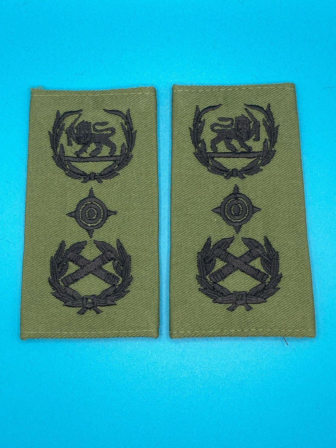British South African Police Olive Green Rank Slides OG - Commissioner - Pair
