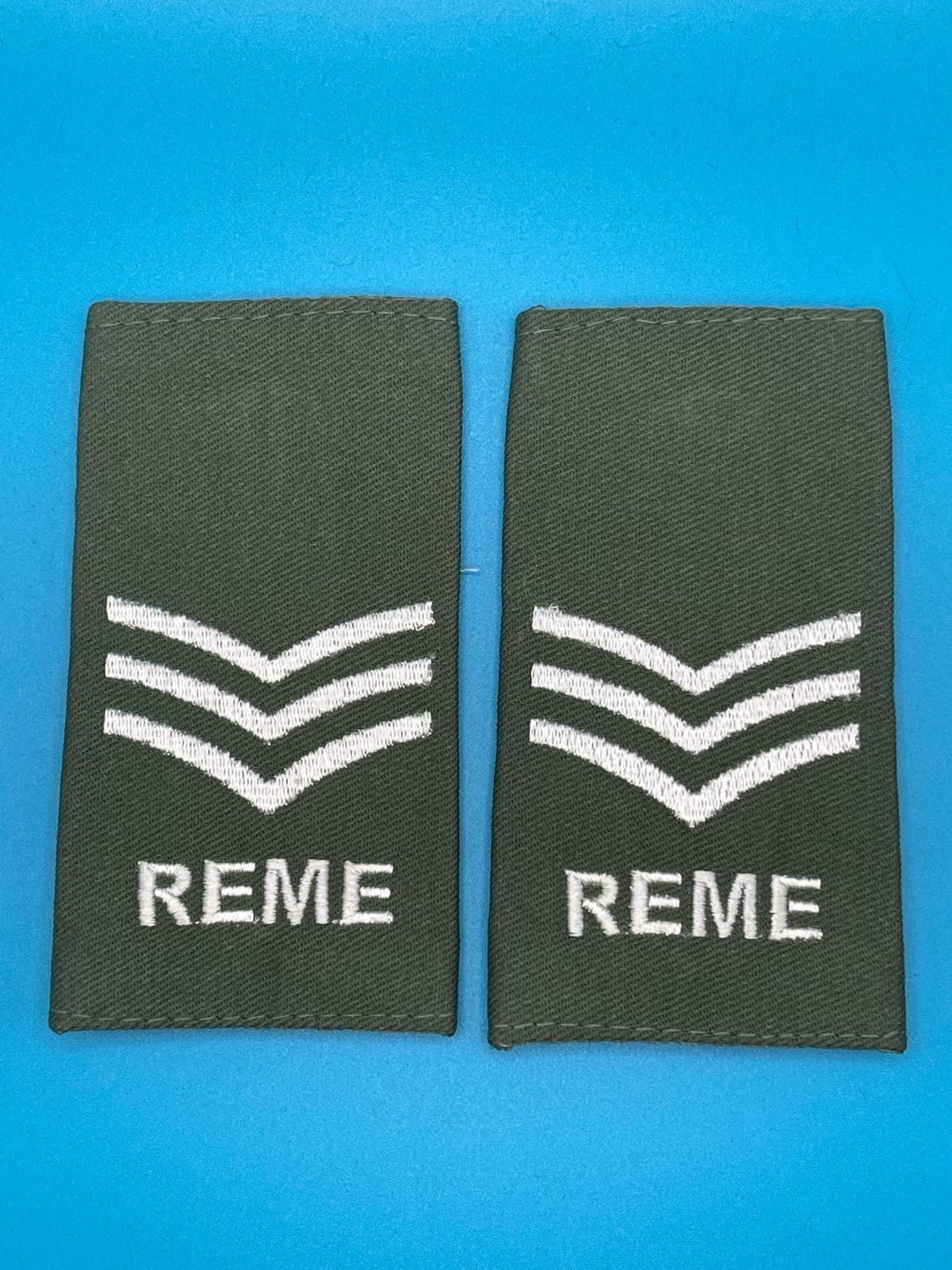 CIIIR Olive Green Rank Slides - REME - Pair - Sgt Sergeant