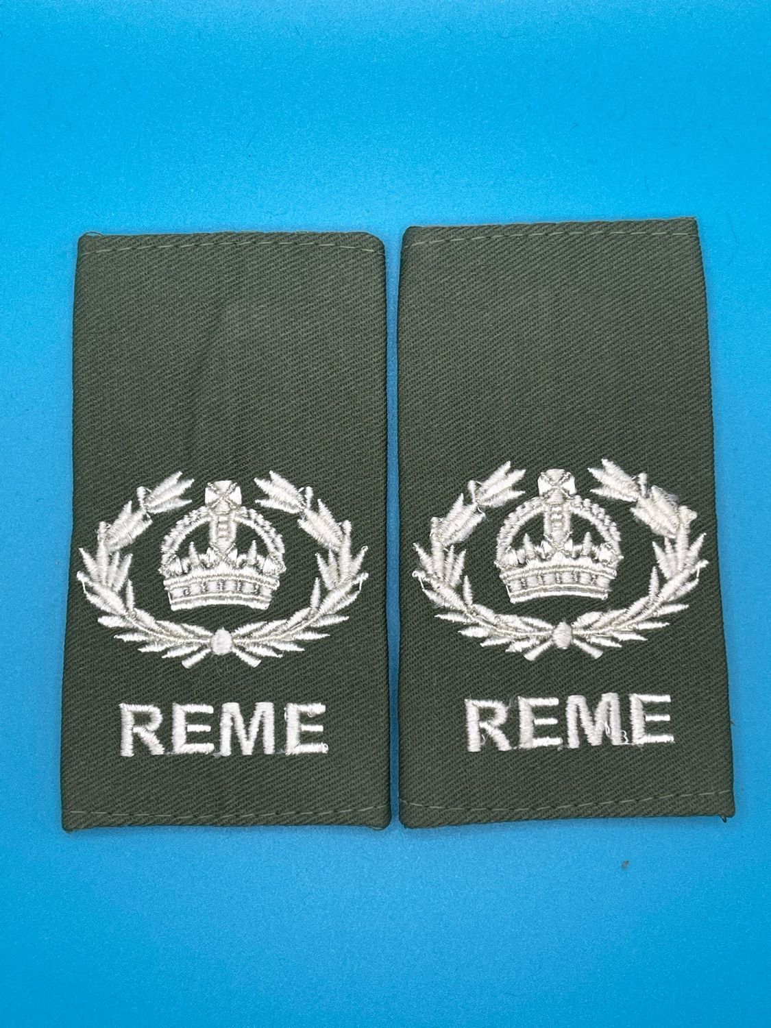 CIIIR Olive Green Rank Slides - REME - Pair - WO2 RQMS Warrant Officer Quartermaster