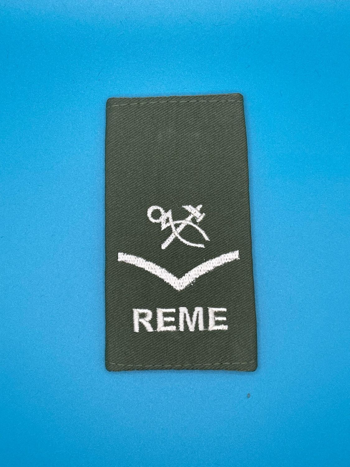 CIIIR Olive Green Rank Slide - REME - Single - LCpl Lance Corporal Class One Hammer and Tongs