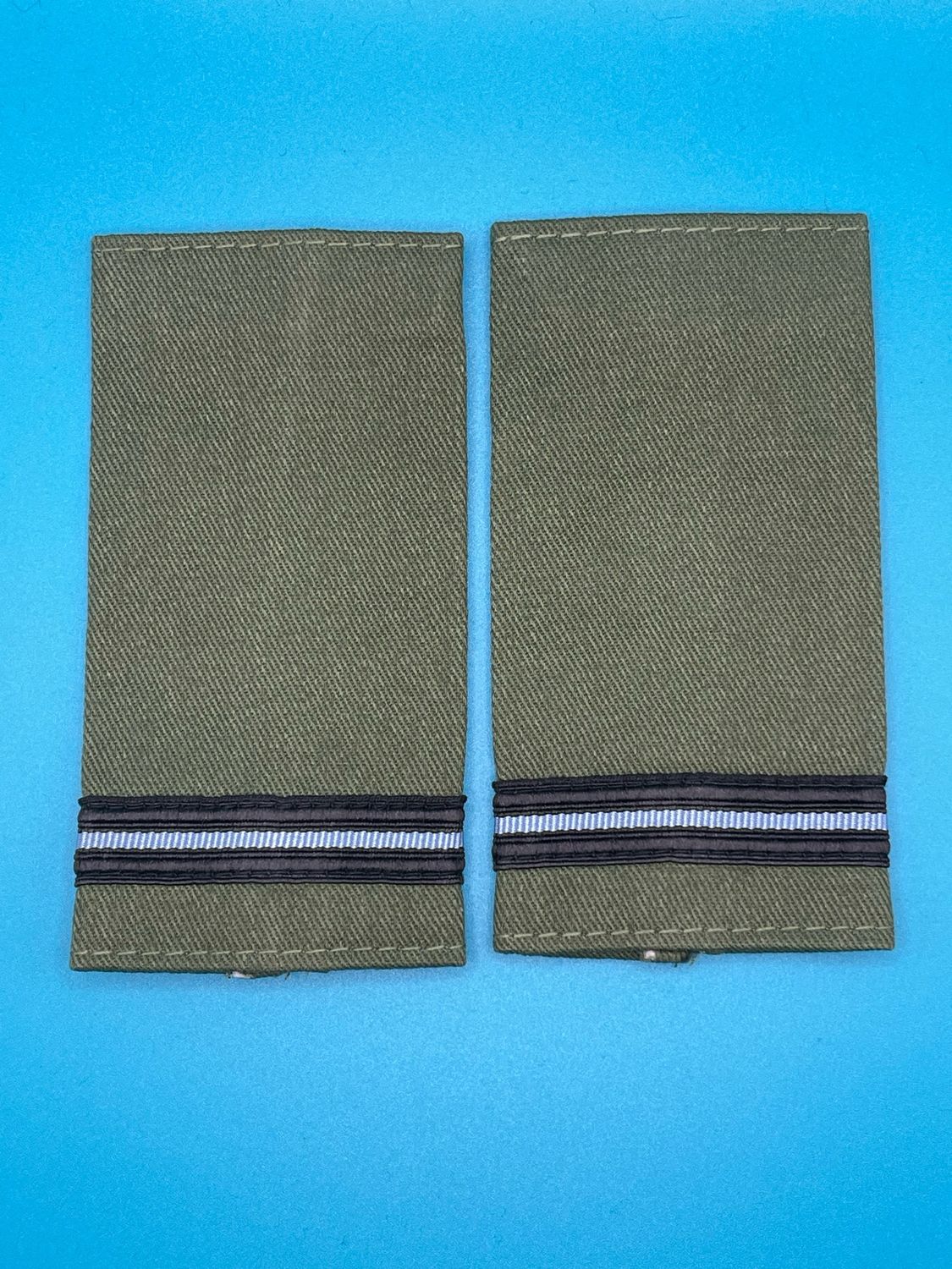 OG RAF Royal Air Force Flying Officer (Fg Off) Rank Slides (Pair)