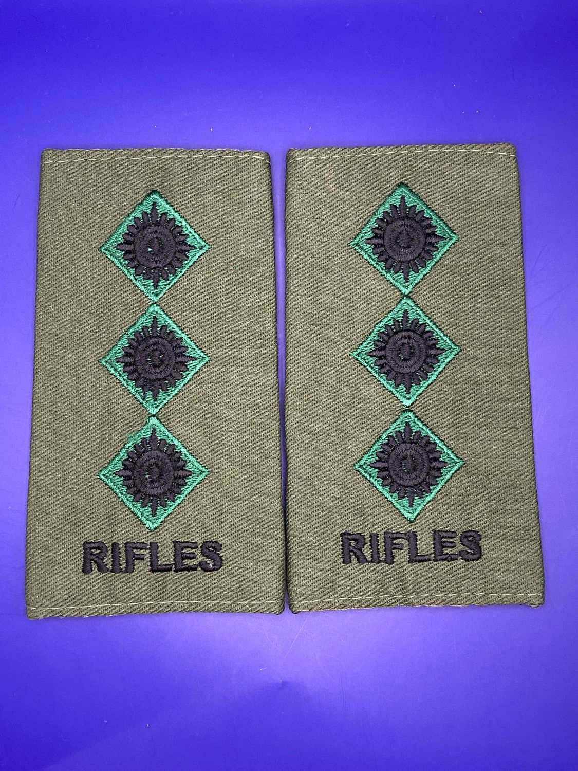CIIIR Olive Green Rank Slides - Pair - RIFLES Capt Captain