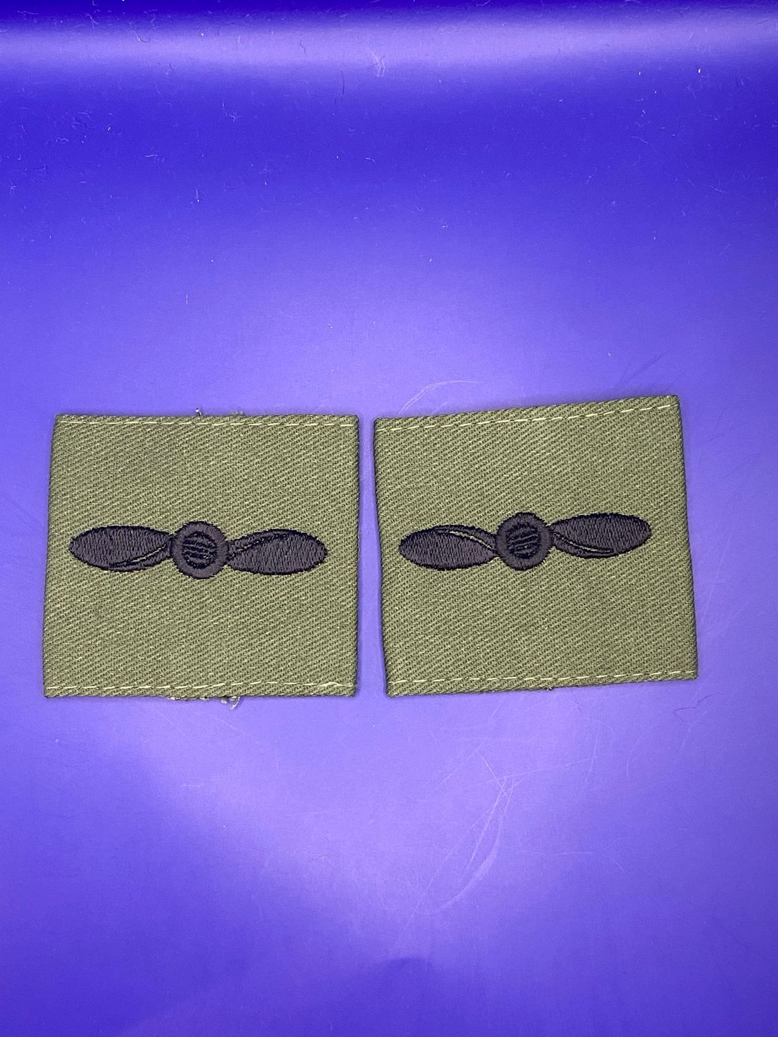 Olive Green RAF Royal Air Force Air Specialist Class 2 (AS2) (LAC) Rank Slides (Pair)