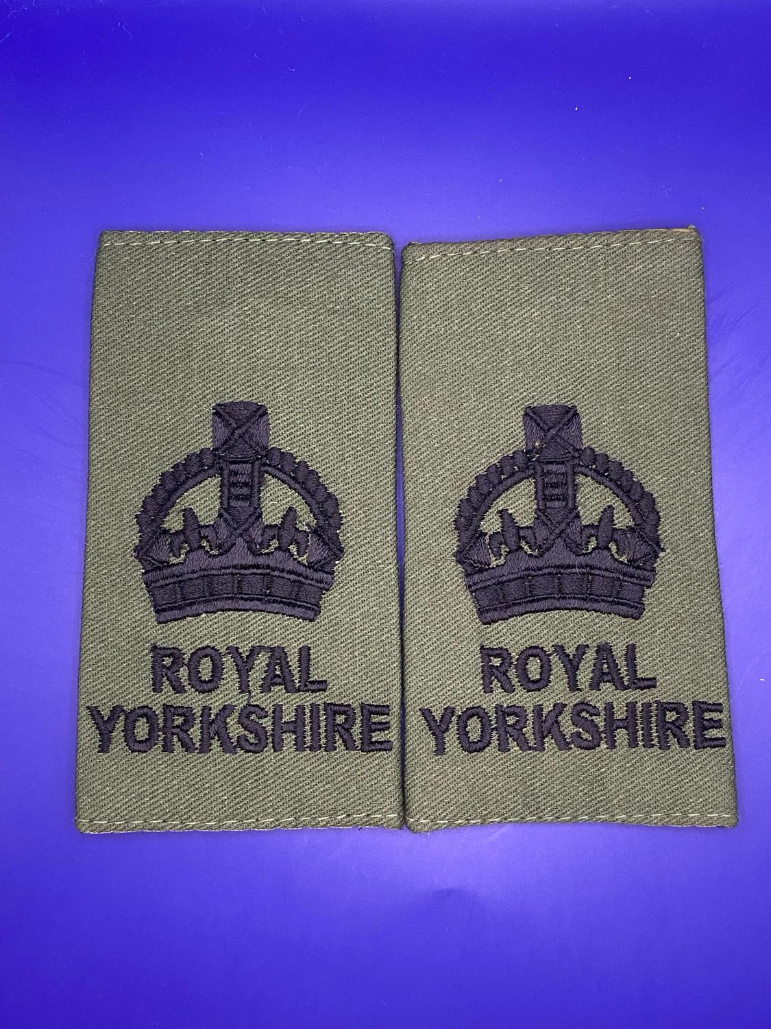 CIIIR Olive Green Rank Slides - Royal Yorkshire - WO2 CSM Sergeant Major RYORKS