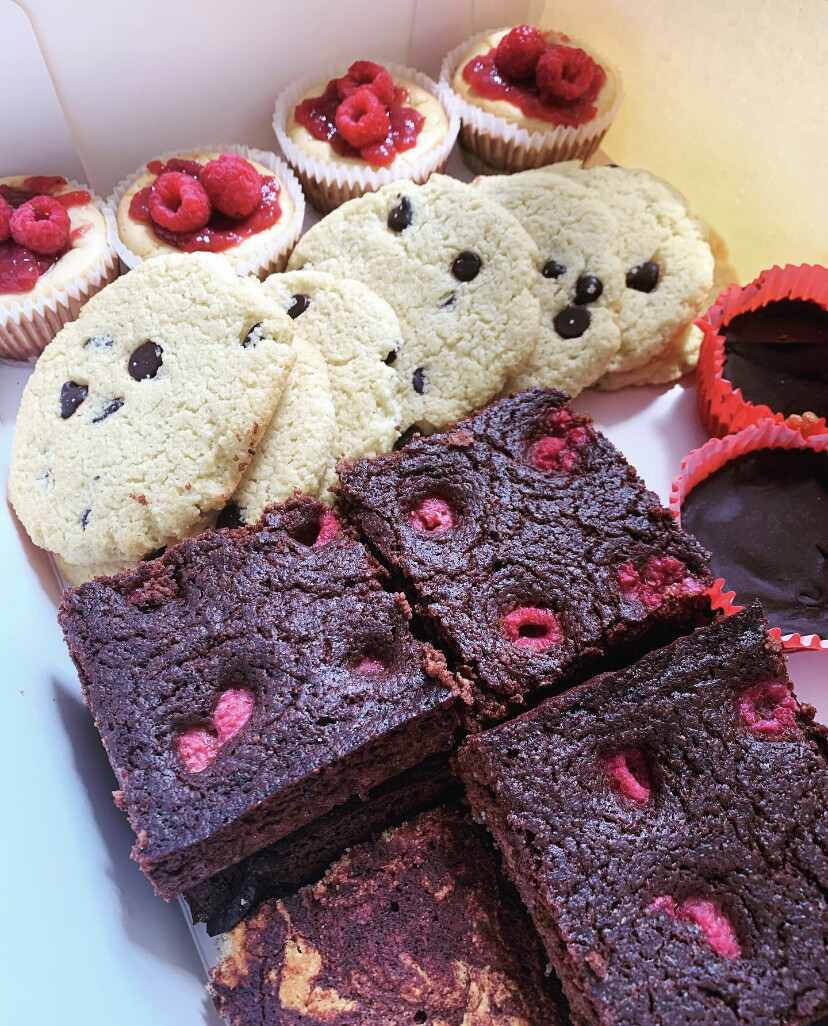 Dessert Assortment Box
