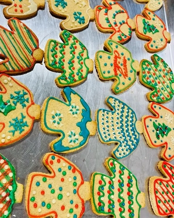 Dozen Christmas Cookies