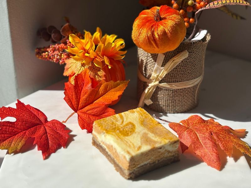 Pumpkin Cheesecake Bars
