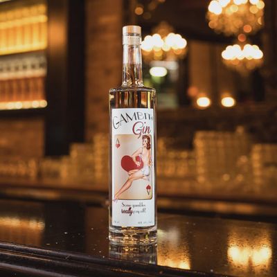 LUCKY BASTARD GAMBIT GIN