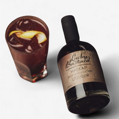 LUCKY BASTARD HASKAP