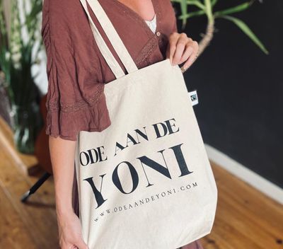 Ode aan de Yoni tas