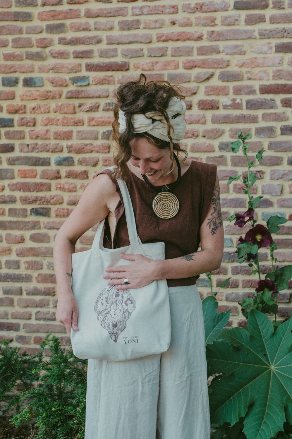 Ode aan de Yoni Tas 'Yoni'