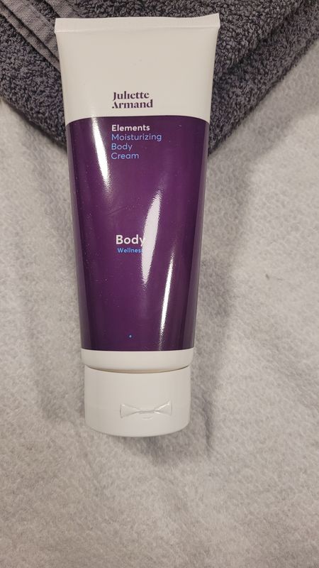 Moisturizing Body Cream