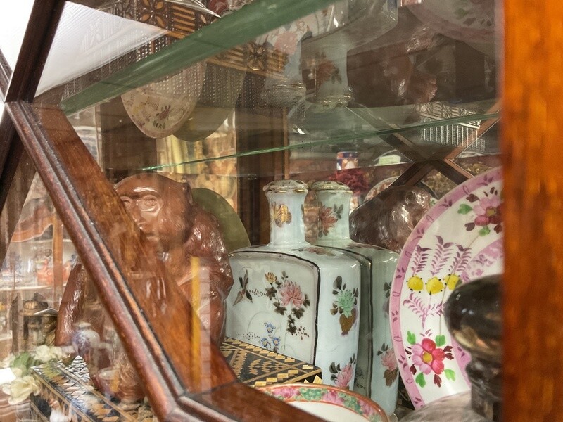 Chinese Porcelain Tea Caddy