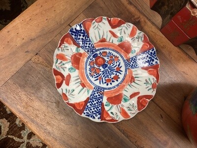 Japanese Imari Plate with Vase Design