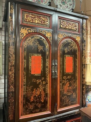 Chinese Black and Red Laquered Cabinet with Gilt Decoration