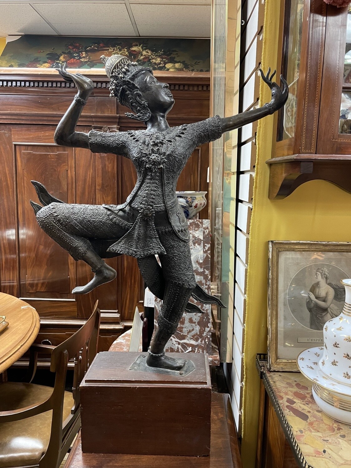 Sculpture of a Thai Dancer