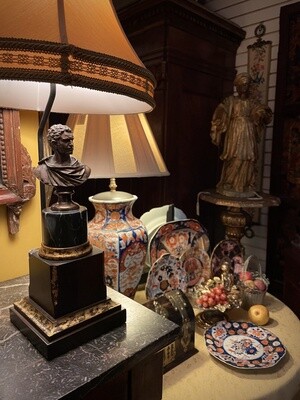 Vintage Neoclassical Italian Lamp