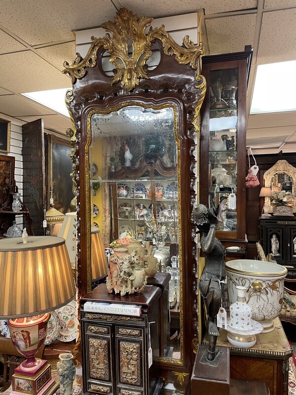 English Georgian Carved Mahogany and Parcel Gilt Mirror