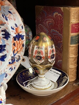 English Royal Crown Derby Old Imari Egg on Stand