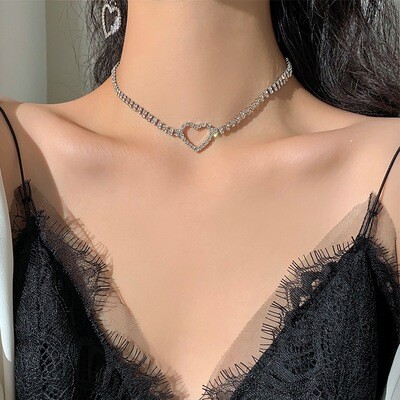 Diamond Heart Necklace Short Clavicle Chain Personality Design Simple Necklace