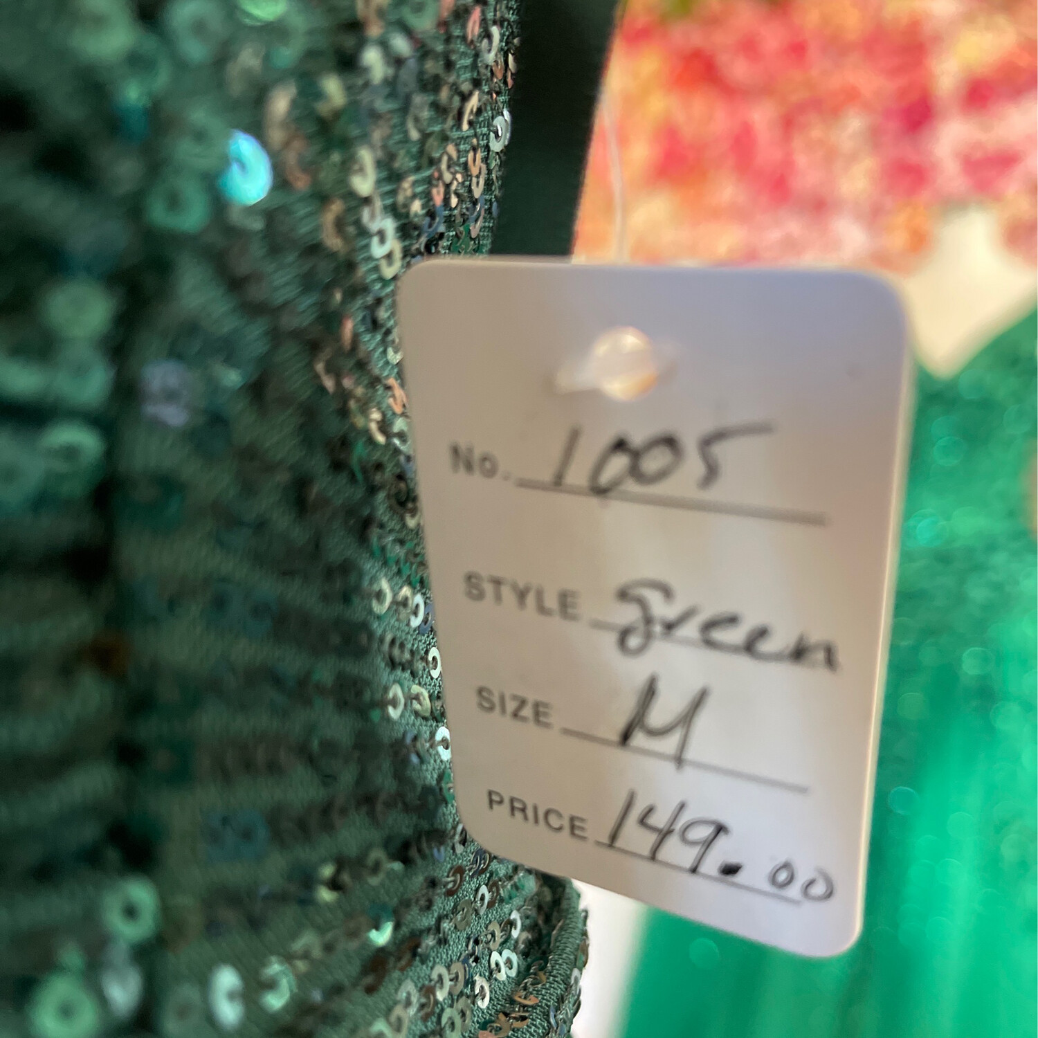1005 Green - Size M