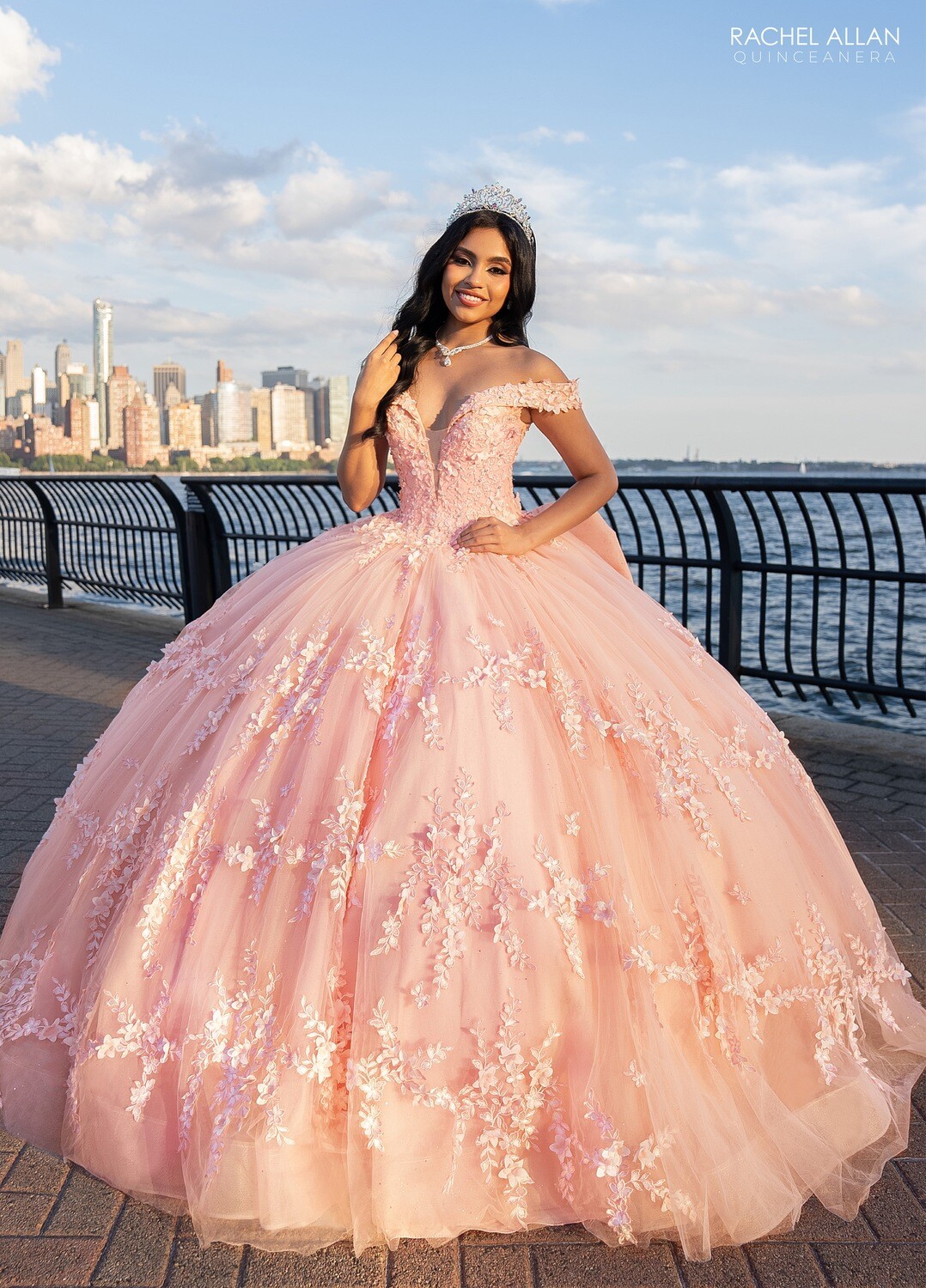 ​RQ1134 Fabric: TULLE, GLITTER TULLE, APPLIQUE, BEADING, 3D FLOWERS Available In: BLUSH, LILAC, SAGE