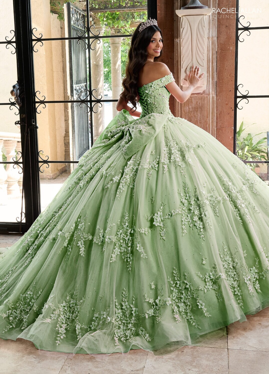 ​RQ1134 Fabric: TULLE, GLITTER TULLE, APPLIQUE, BEADING, 3D FLOWERS Available In: BLUSH, LILAC, SAGE