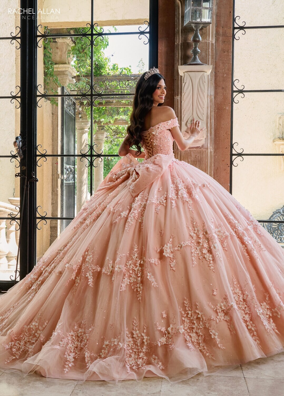​RQ1134 Fabric: TULLE, GLITTER TULLE, APPLIQUE, BEADING, 3D FLOWERS Available In: BLUSH, LILAC, SAGE