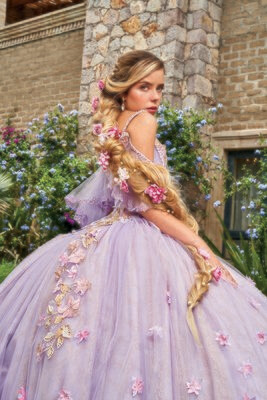 D64 – 564 / BEADED LILAC QUINCEANERA DRESS BY RAGAZZA
