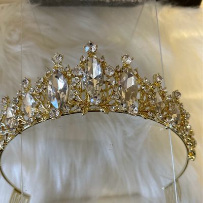 Crown gold 