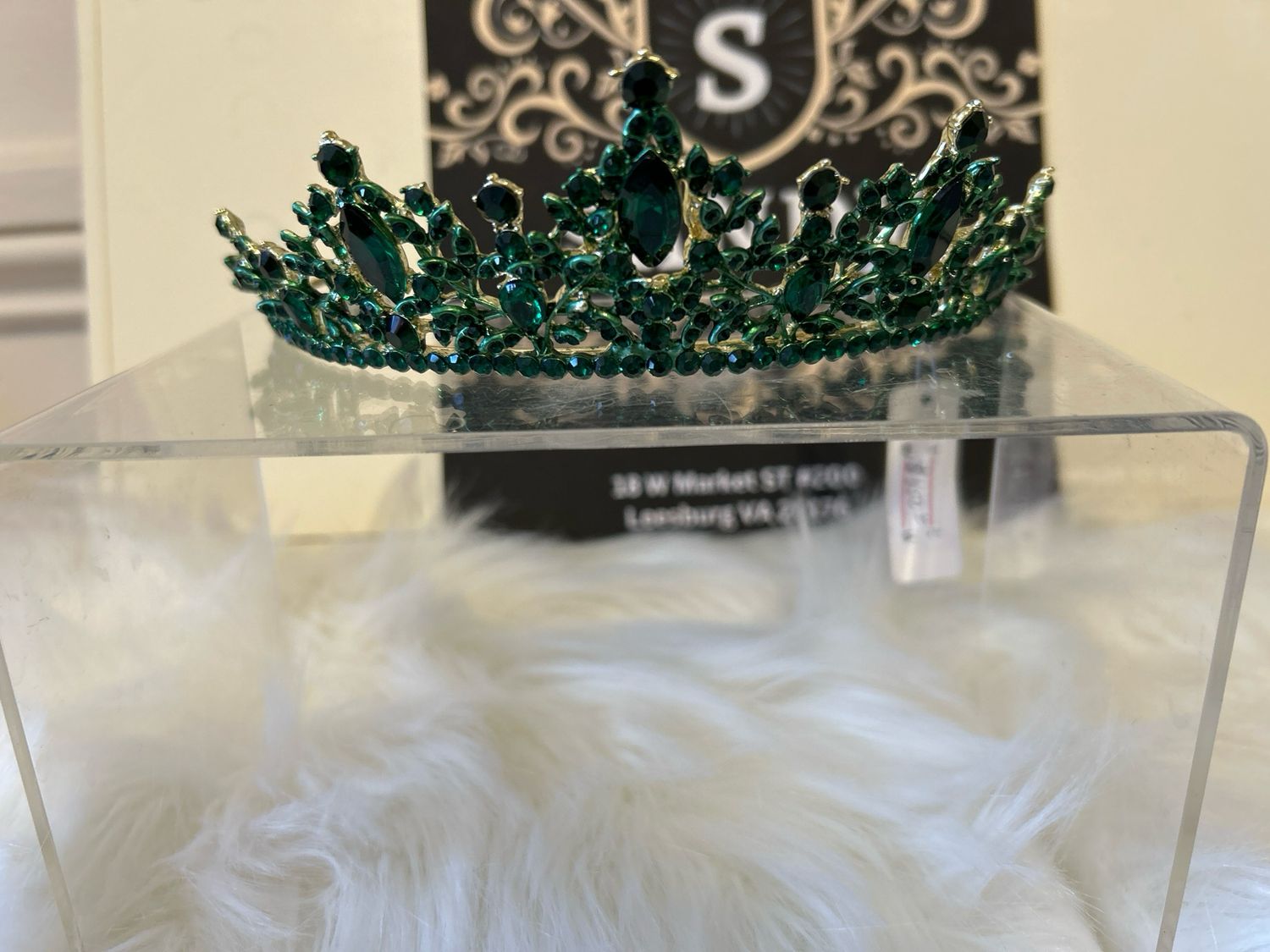 Green tiara 