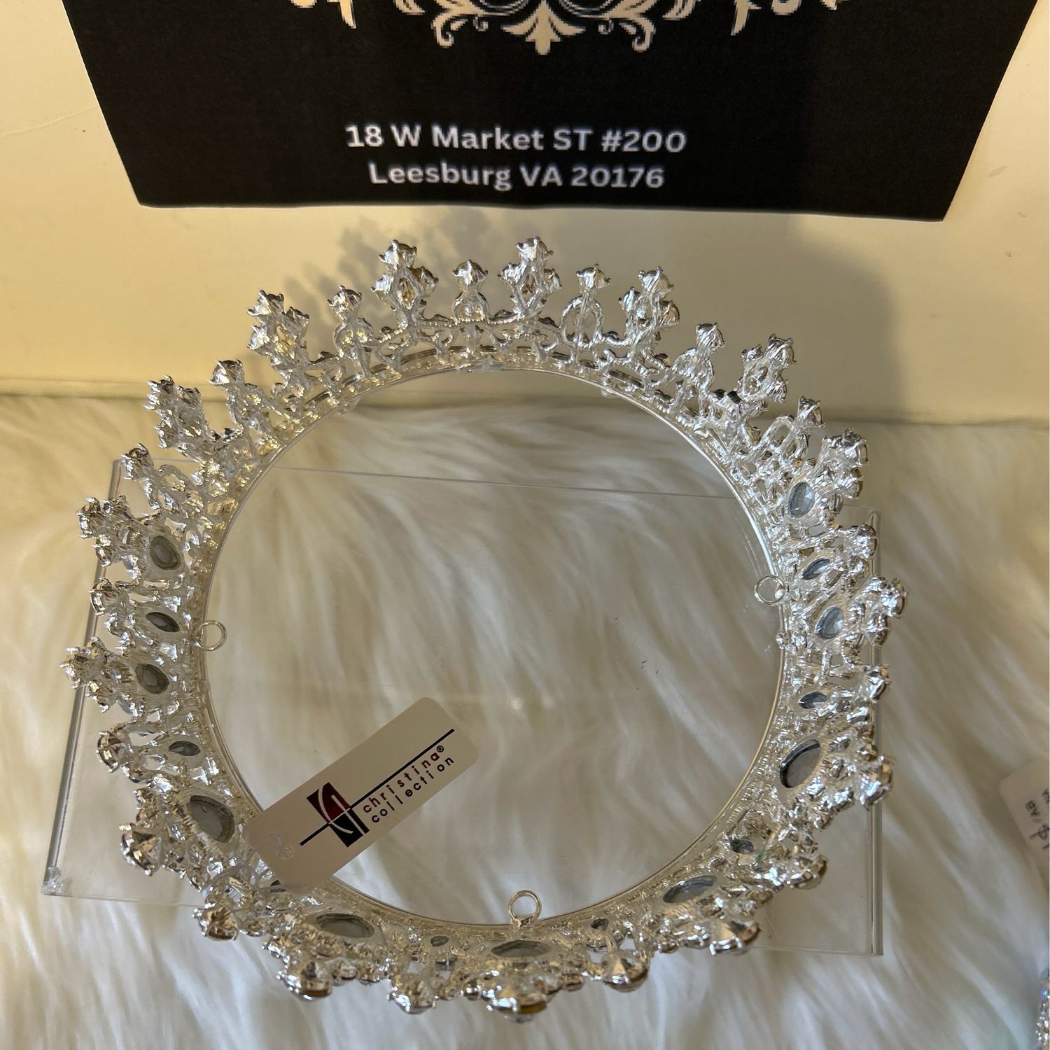 Silver crown 
