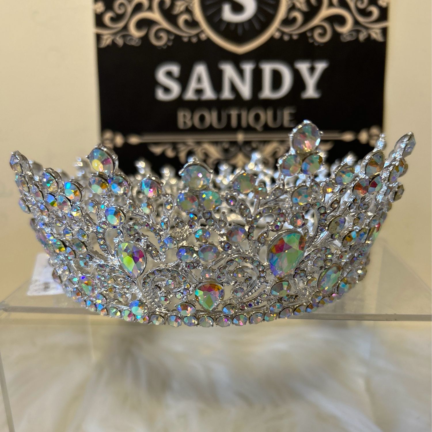 Silver crown 
