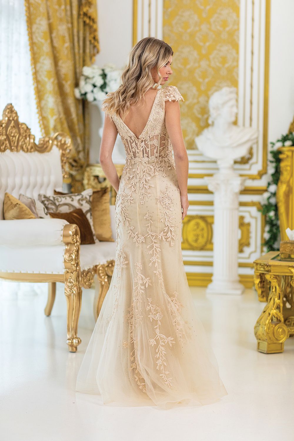 DQ4447 - Elegant Cap Sleeve Prom Dress with Intricate Floral Embroidery and Beaded Details, Featuring a Fitted Silhouette and Flared Tulle Hem for a Stunning Look