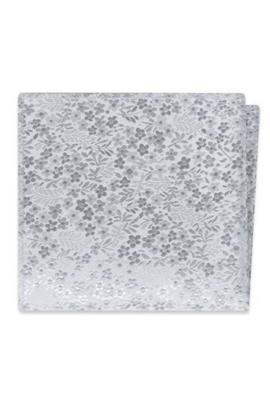 WHITE/SILVER PAISLEY ARIES TUXEDO MARK OF DISTINCTION | STYLE 172