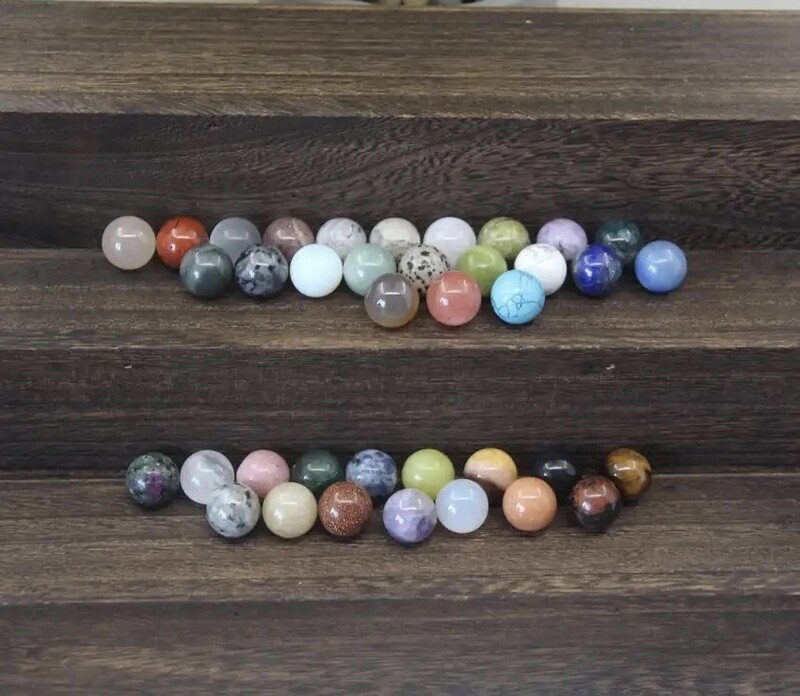 Mini crystal ball
