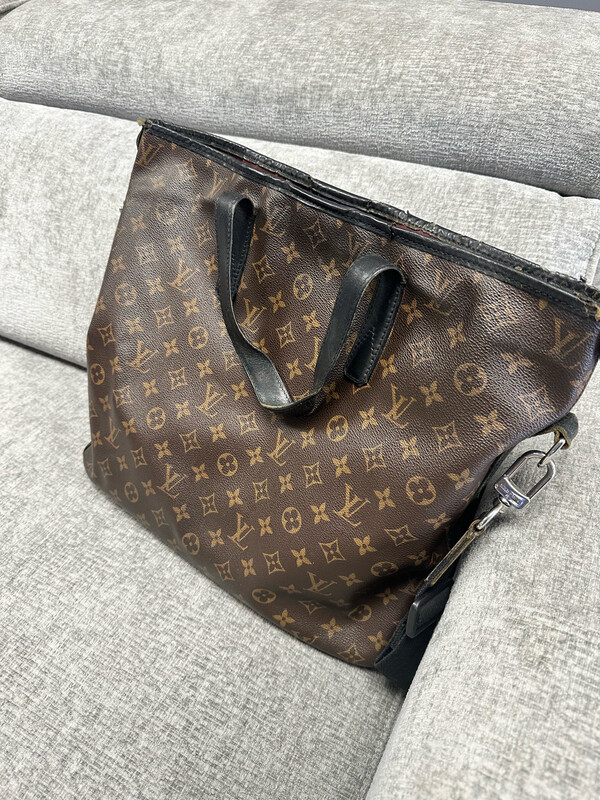 Louis Vuitton Macassar Tote