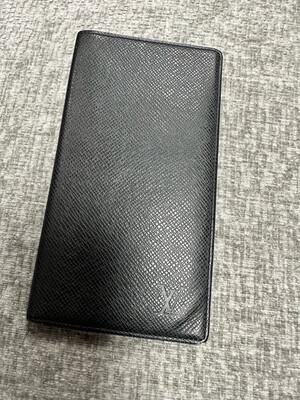 Louis Vuitton Epi Leather Card Holder Large