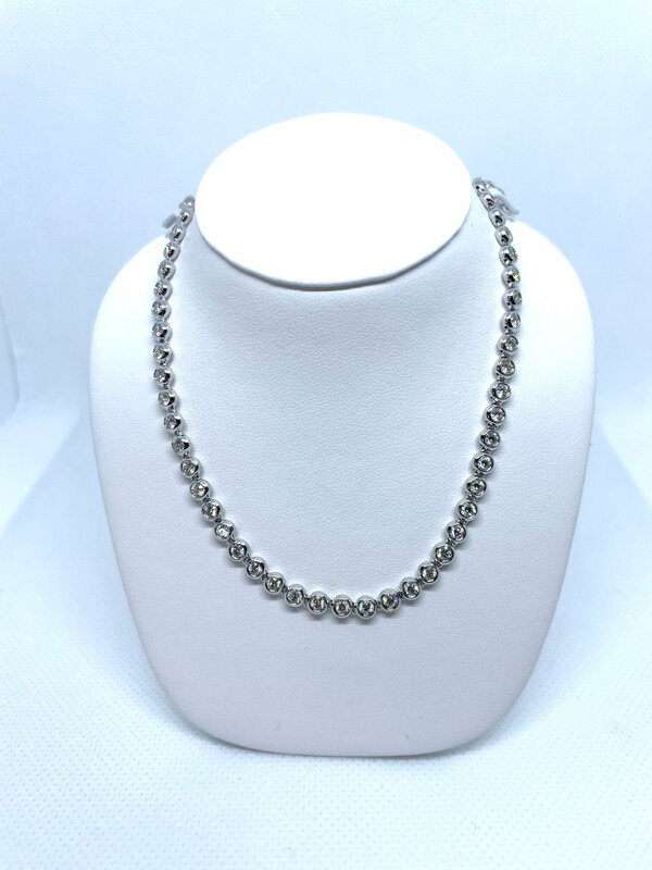 14k 0.6 Carat Bezel Set Neck