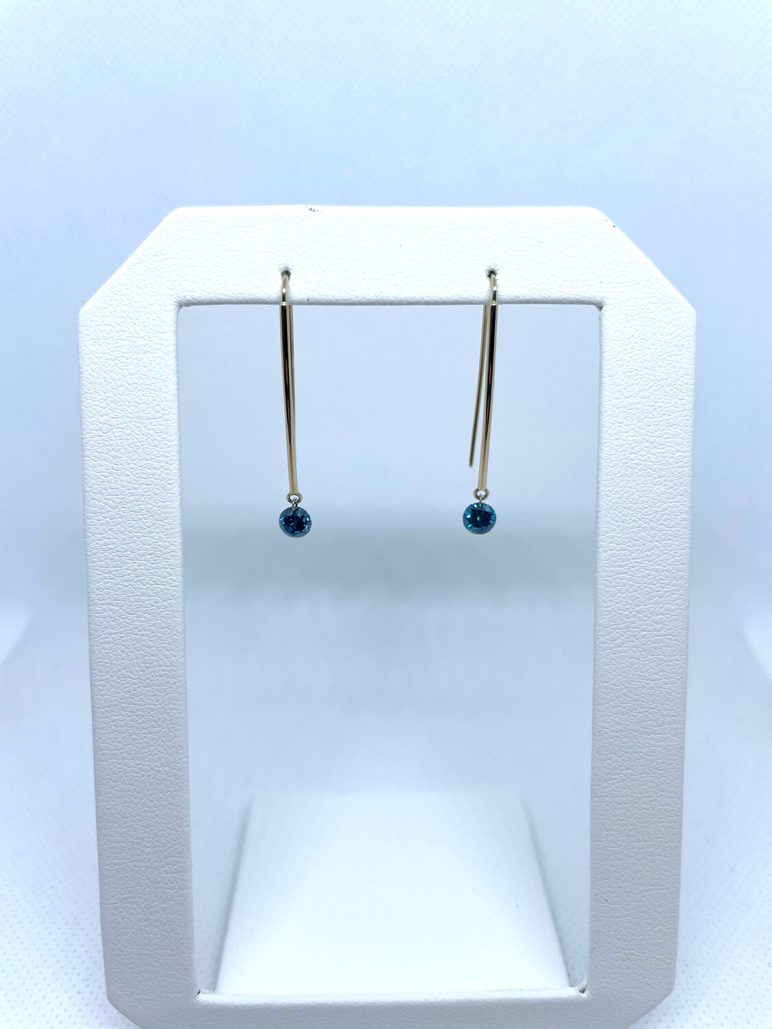 14k Y 2RD .77 Blue Dia